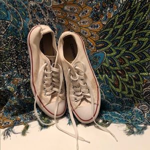White converse